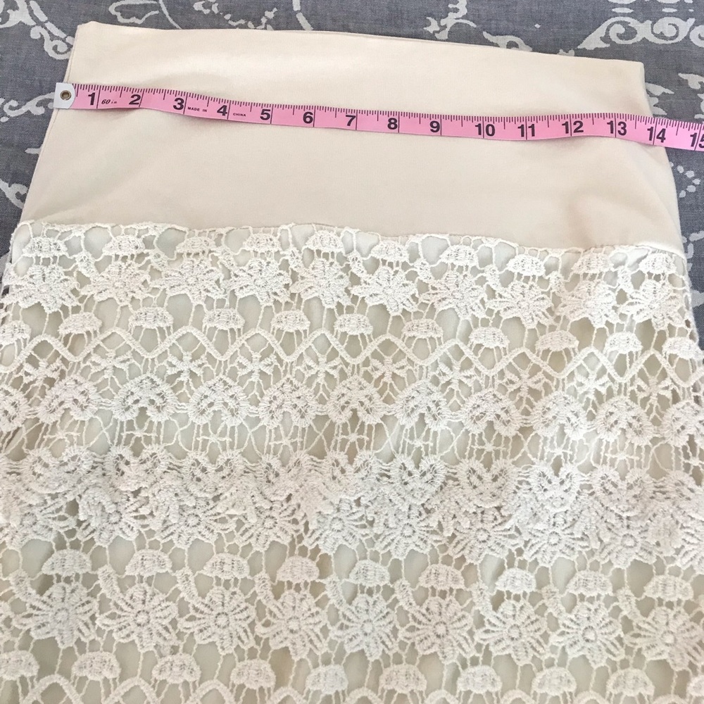 Solitaire by Ravi Khosla Ivory Crochet Lace Dress. NWOT. Size XS. - Picture 12 of 14
